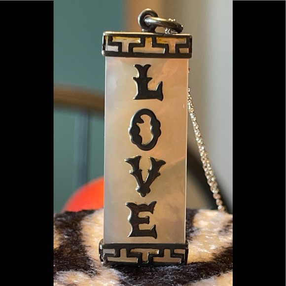 Unique & FABULOUS nicely sized Sterling Silver Mother of Pearl LOVE Pendant ❤️🔥 - Picture 15 of 15